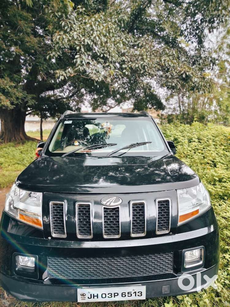 Mahindra Tuv 300 2017