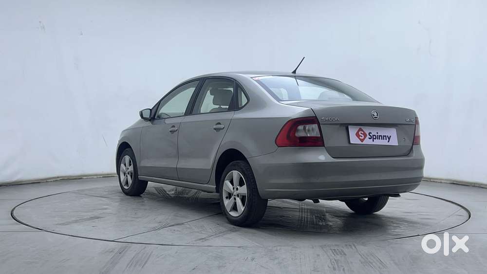 Skoda Rapid [2016-2021] 1.6 Mpi Style Plus, 2015, Petrol