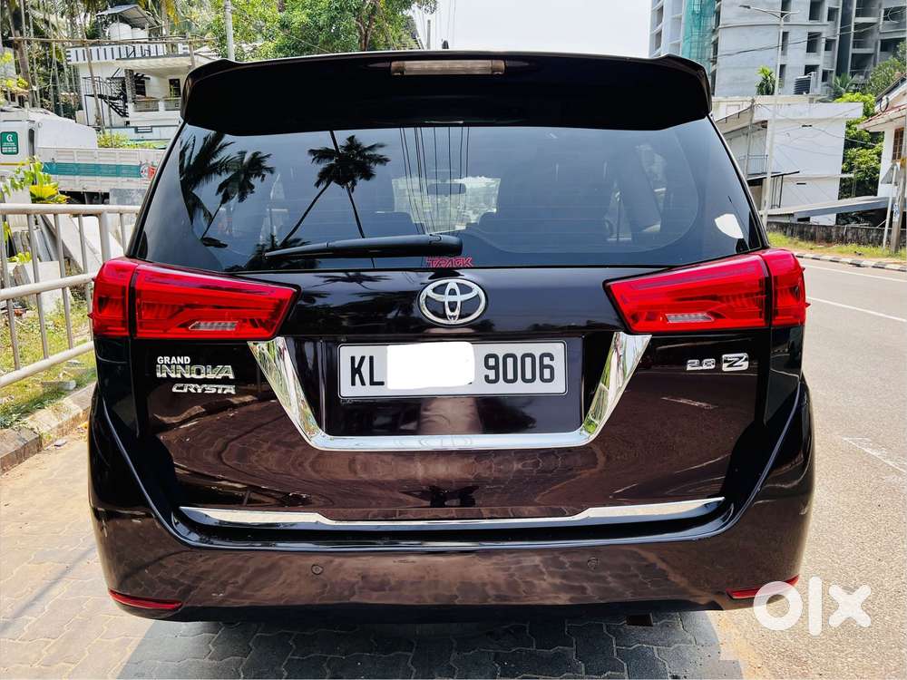 Toyota Innova Crysta 2.8z Automatic, 2017, Diesel