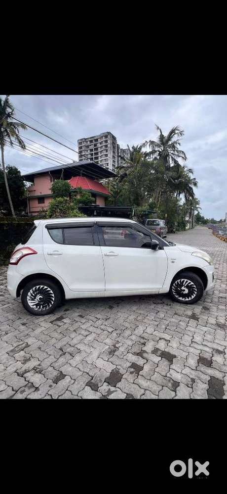 Maruti Suzuki Swift 2011-2014 Ldi, 2013, Diesel
