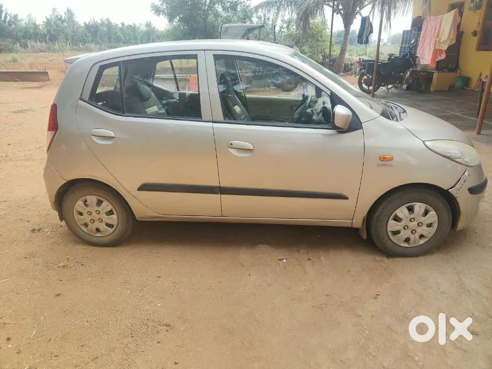 Hyundai I10 Sportz Petrol 2010