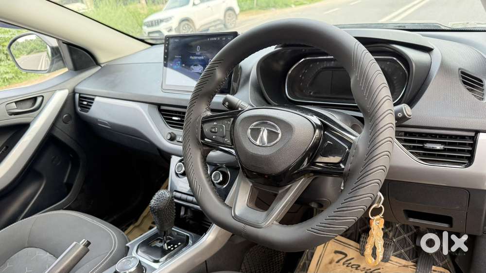Tata Nexon 1.2 Revotron Xma Amt (s), 2021, Petrol