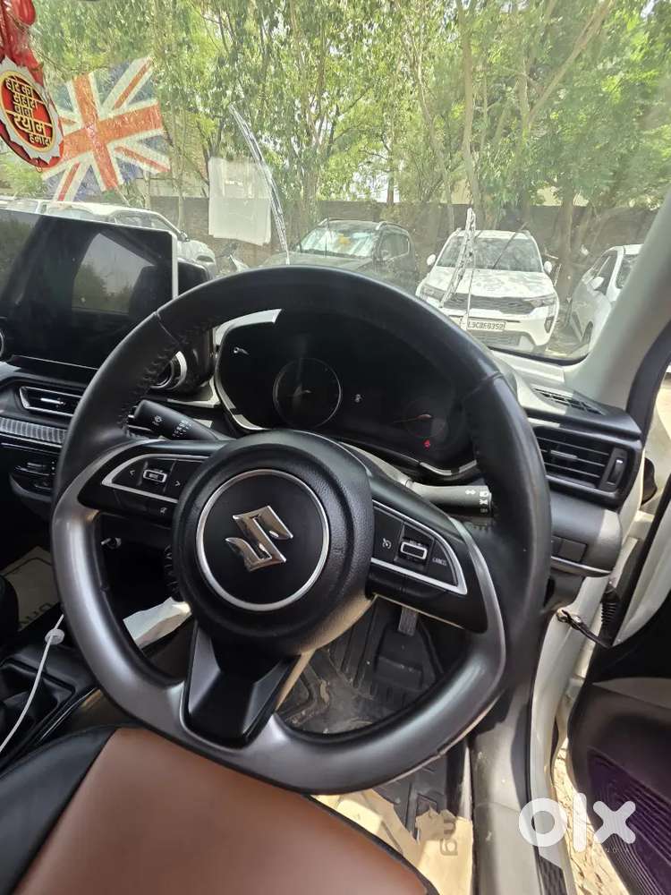 Maruti Suzuki New-gen Swift 2024 Petrol 11000 Km Driven