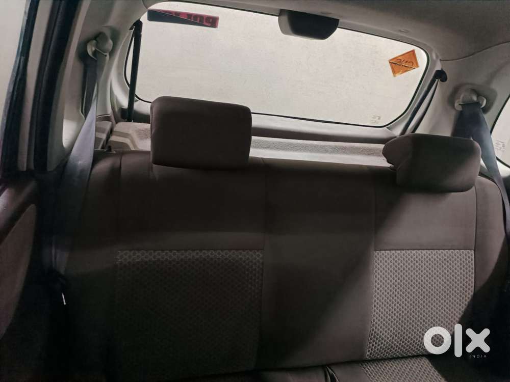 Maruti Suzuki Estilo Lxi Cng, 2014, Cng & Hybrids