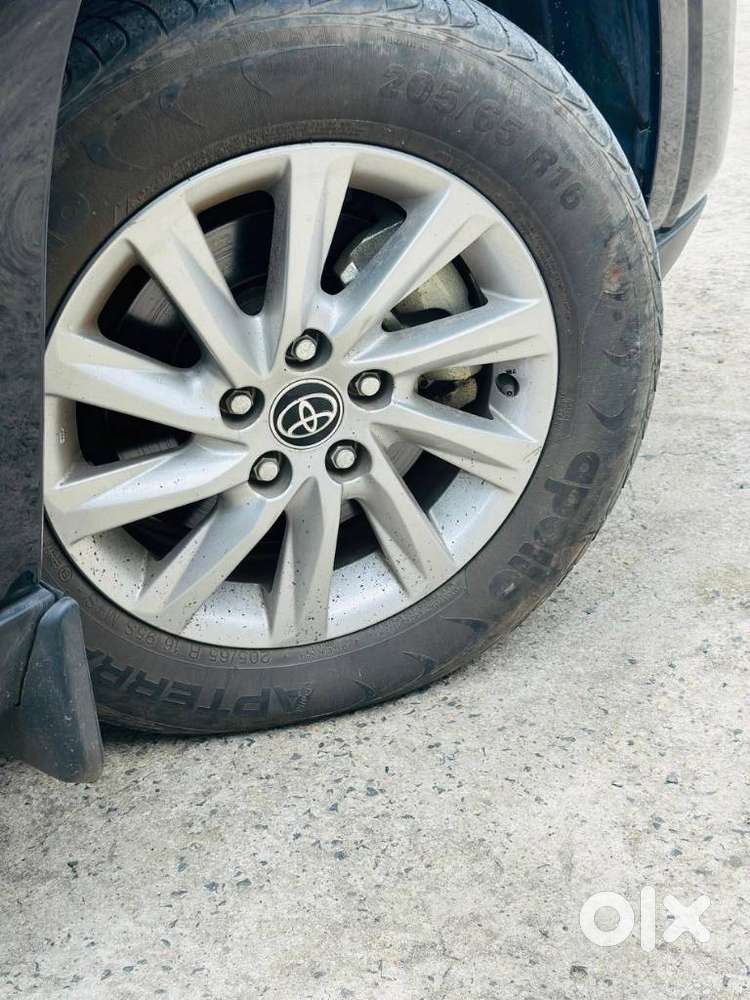 Toyota Innova Hycross 2.0 Gx 7 Str, 2023, Petrol