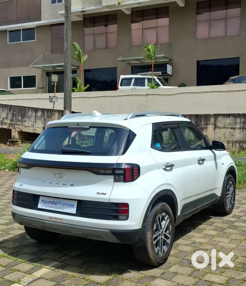 Hyundai Venue Sx Plus Turbo Dct, 2023, Petrol