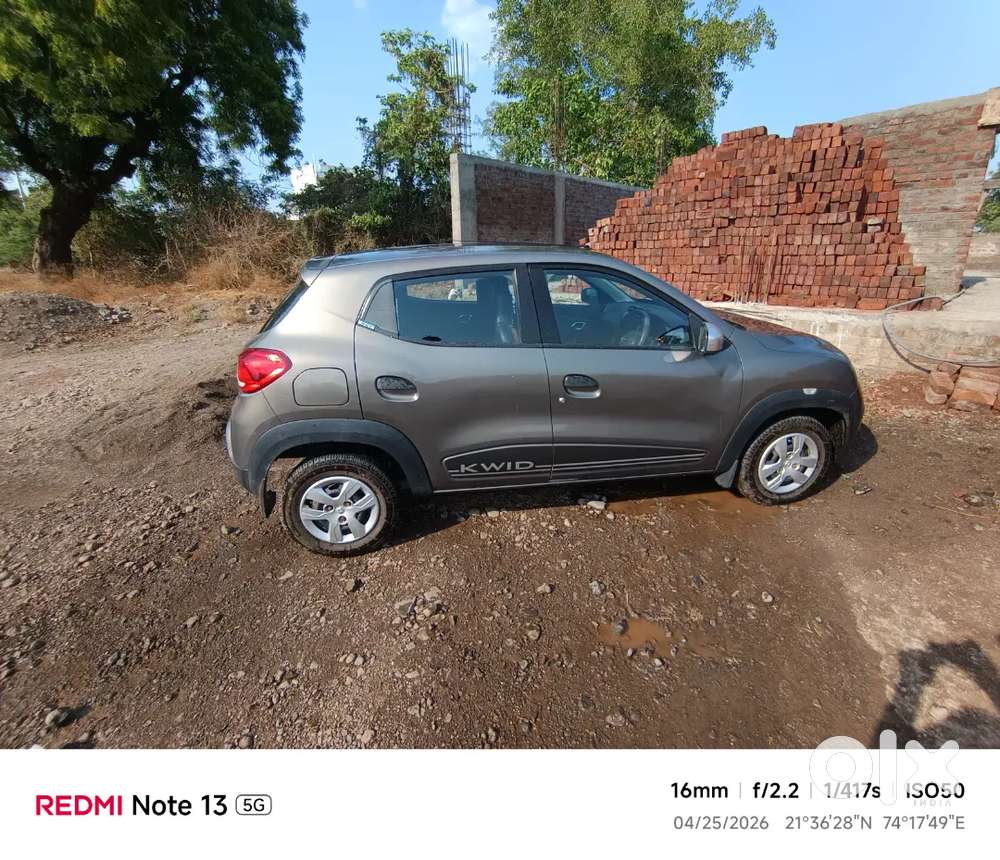 The Renault Kwid Rxt 1.0 Sce Is