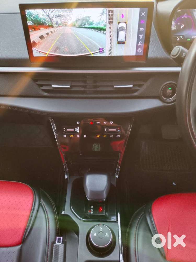 Tata Nexon, 2023, Petrol