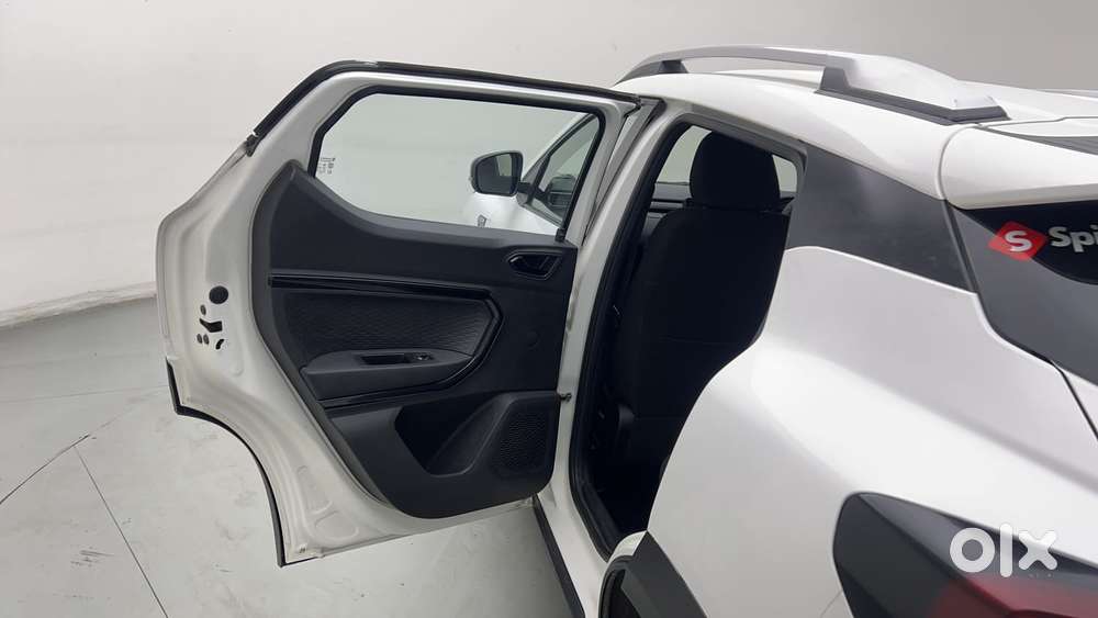 Renault Kiger Rxz, 2022, Petrol