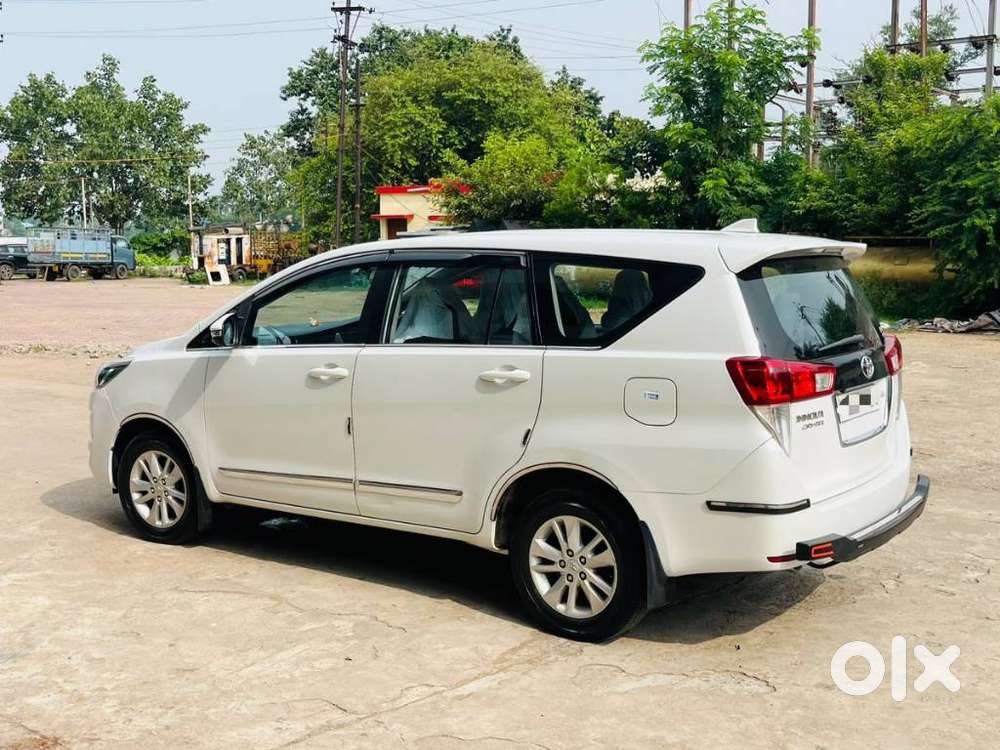 Toyota Innova Crysta [2020-ongoing] 2.4 Gx 7 Str, 2023, Diesel
