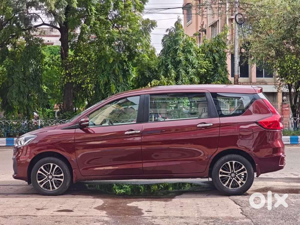 Maruti Suzuki Ertiga Zxi Plus At Shvs, 2022, Petrol