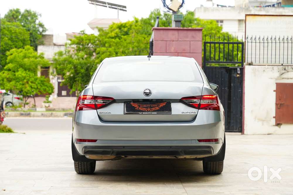 Skoda Superb Lk 1.8 Tsi At, 2018, Petrol