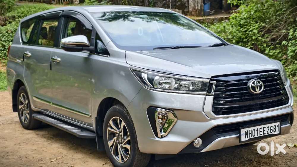 2022 Model/ Innova Crysta Gx Plus Mt Bs6/ Single Owner/ 149000km