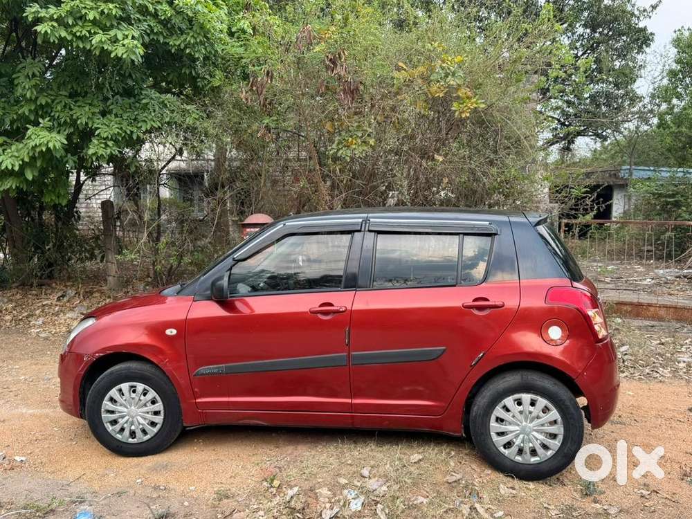 Maruti Suzuki Swift 2011 Petrol Well Maintained