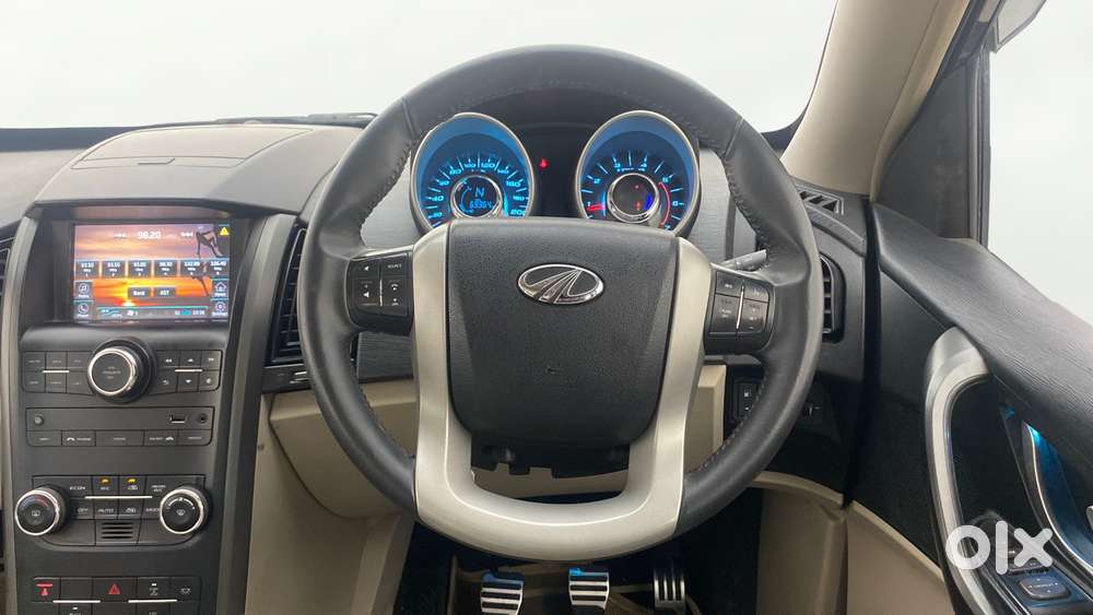 Mahindra Xuv500 2.2 W10, 2016, Diesel