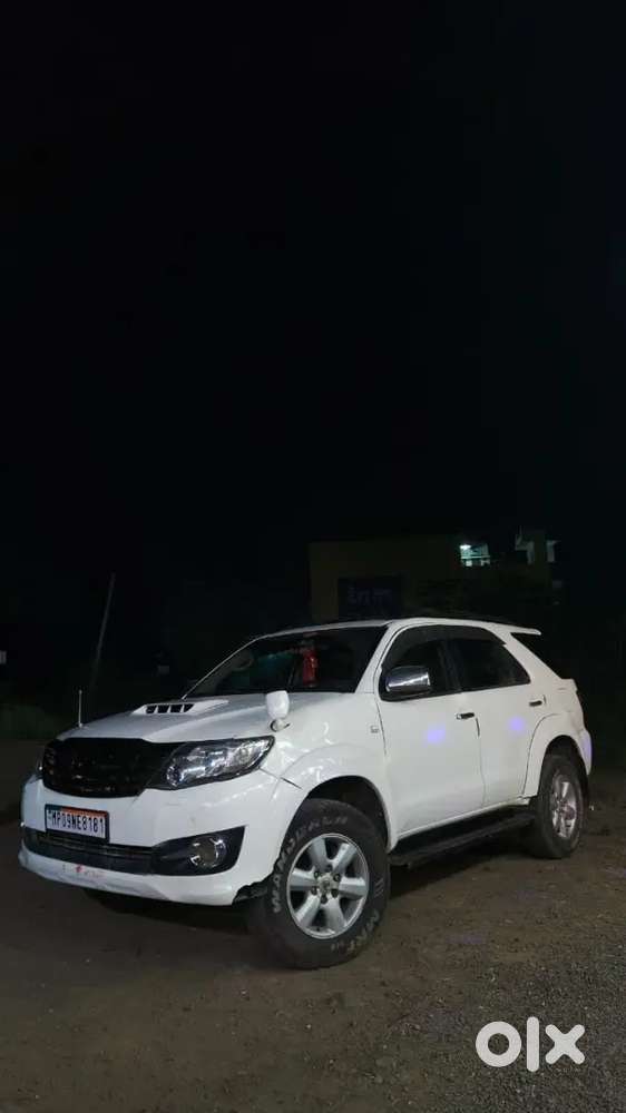 Toyota Fortuner Legender 2012