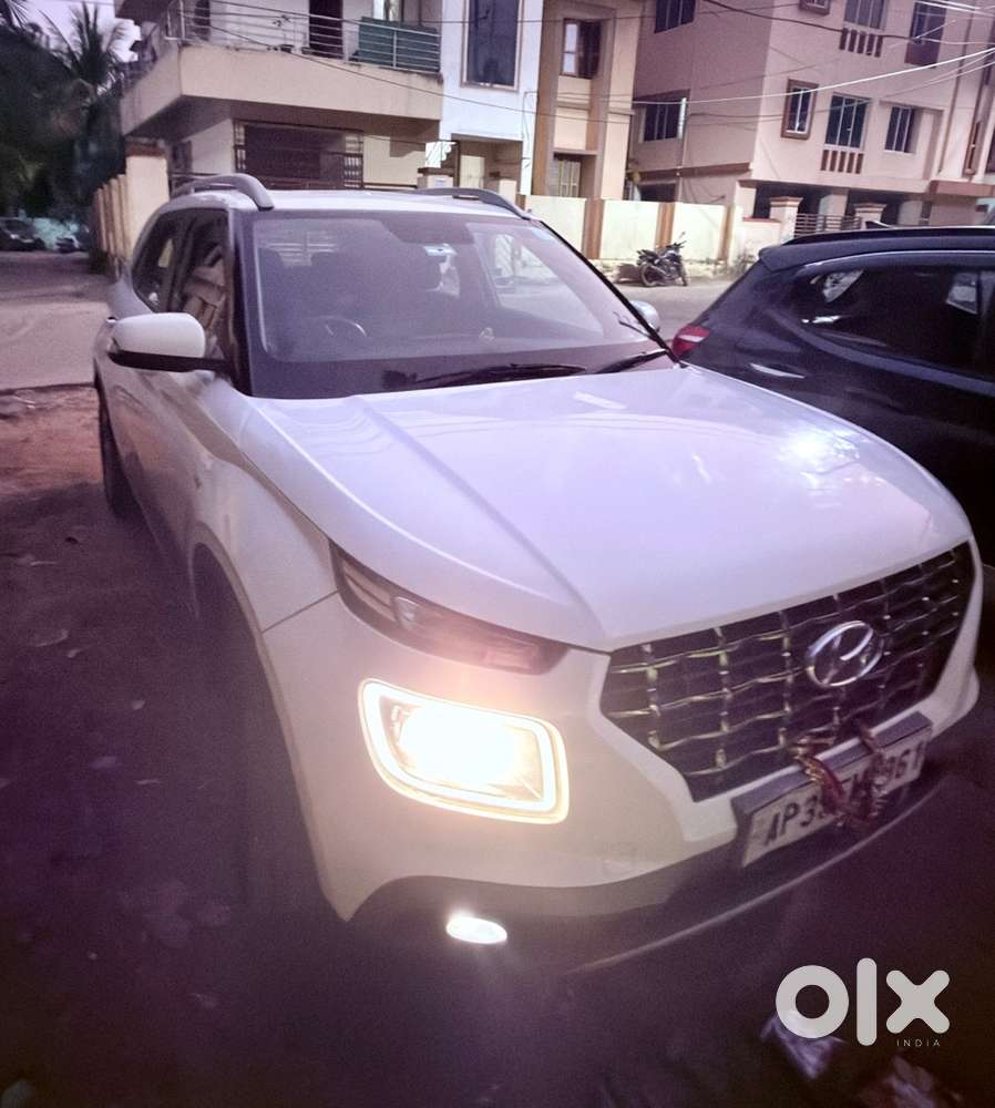 Hyundai Venue 2020 Petrol Automatic