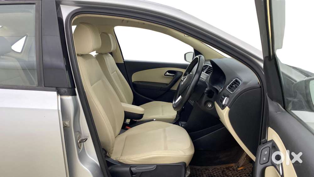 Skoda Rapid 1.6 Mpi At Style, 2017, Petrol