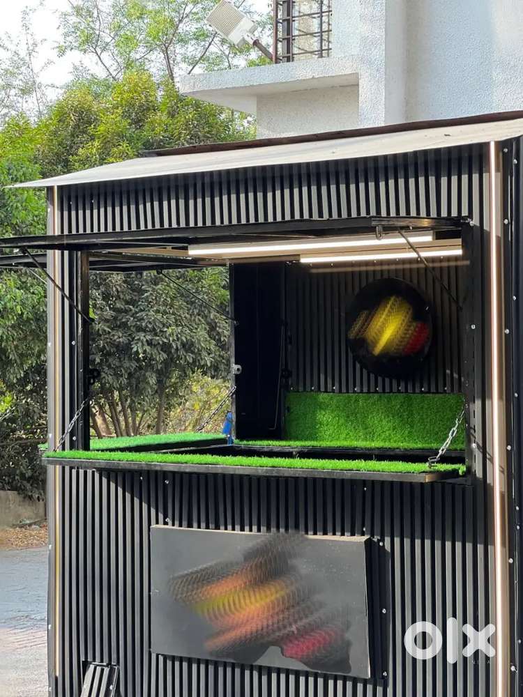 Running Condition Cafe Vehicle 
Ready Business Van