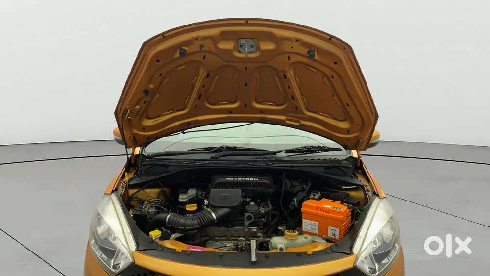 Tata Tiago 1.2 Revotron Xza, 2018, Petrol