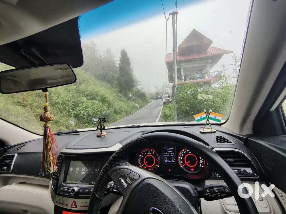 Mahindra Xuv300 1.2 W8 Petrol 2022