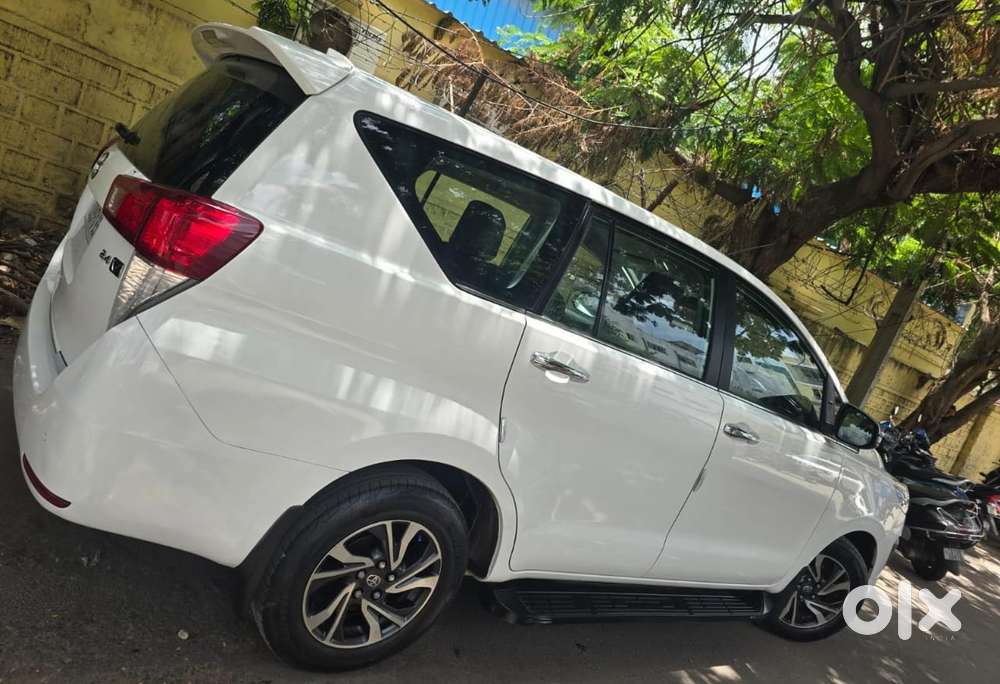 Toyota Innova Crysta 2.4 V, 2022, Diesel