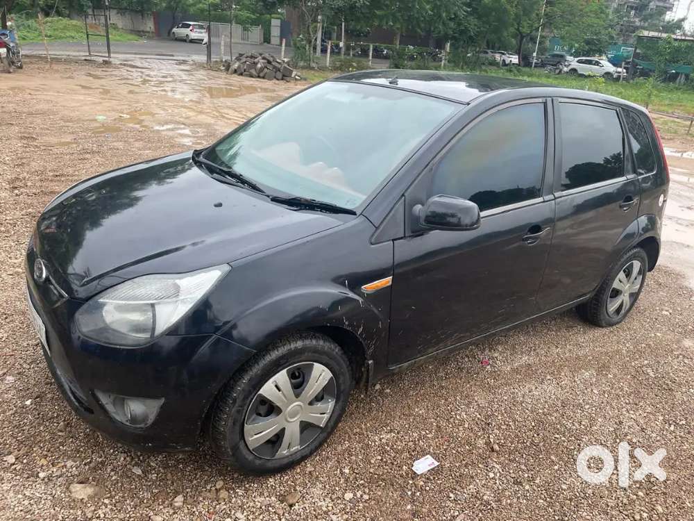 Ford Figo 2011 Diesel 102000 Km Driven