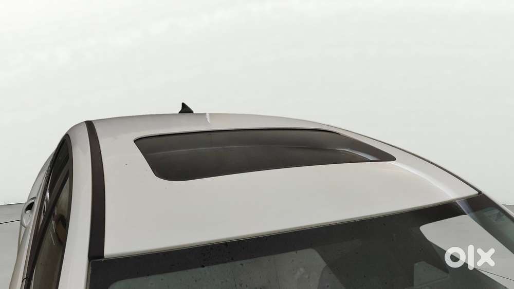 Hyundai Verna 1.5 Sx (o) Ivt, 2025, Petrol