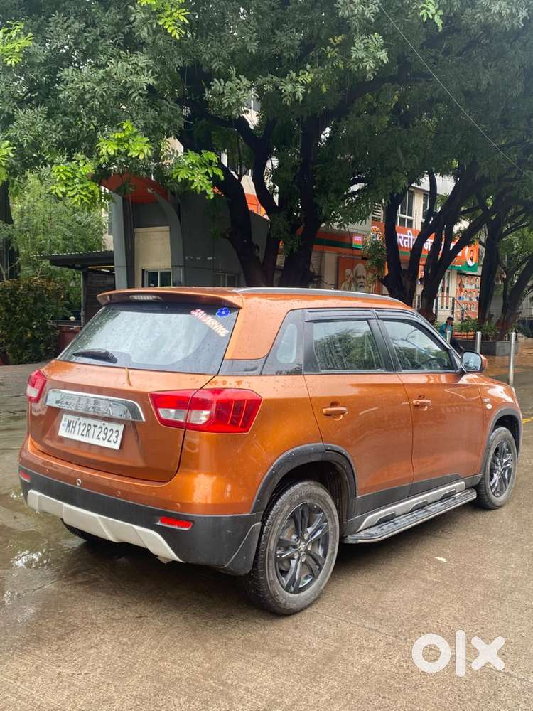 Maruti Suzuki Brezza 1.5 Zxi Plus At Smart Hybrid Dual Tone, 2019, D..