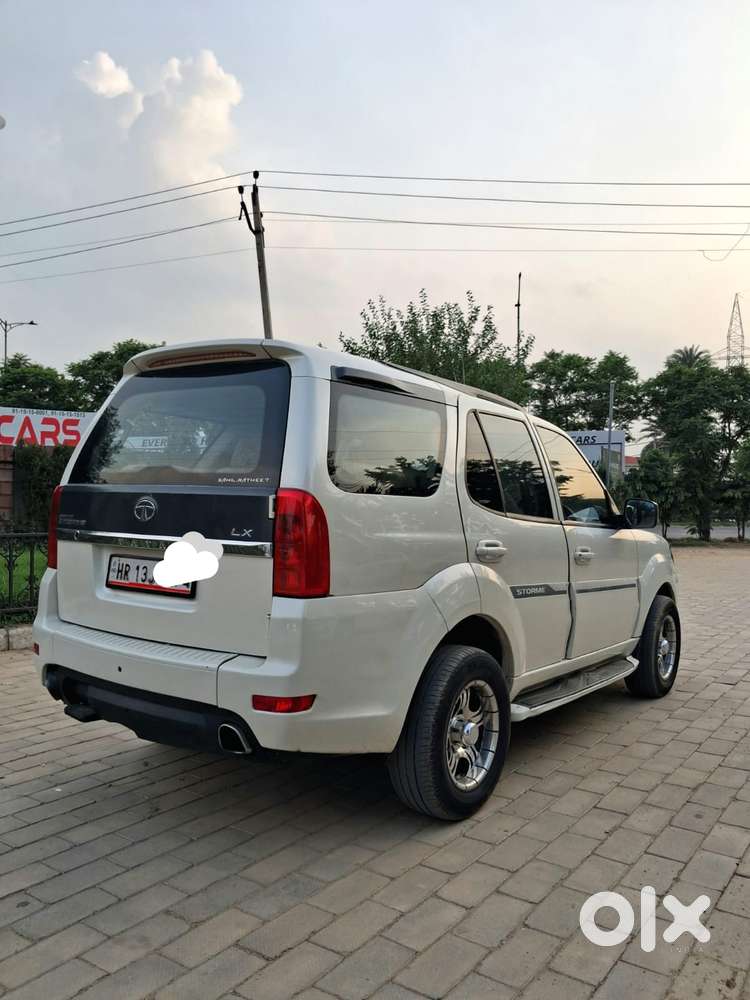 Tata Safari Storme Lx, 2014, Diesel