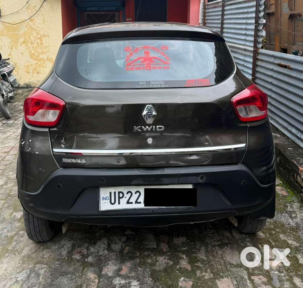 Urgent Sale Renault Kwid Petrol Well Maintained