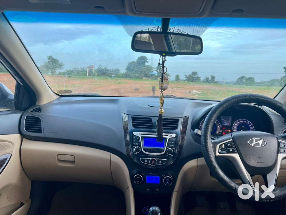Hyundai Fluidic Verna 2013