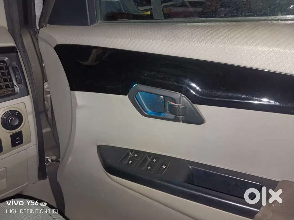 Mahindra Kuv100 Nxt 2016 Petrol Manual Dual