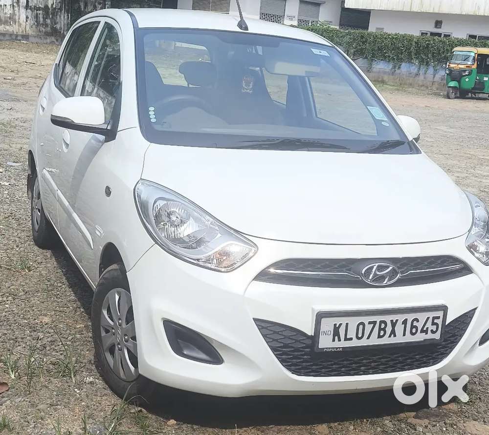 Lady Driven Hyundai I10 2013 Petrol 39510 Km  Automatic