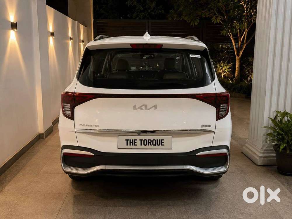 Kia Carens, 2023, Petrol