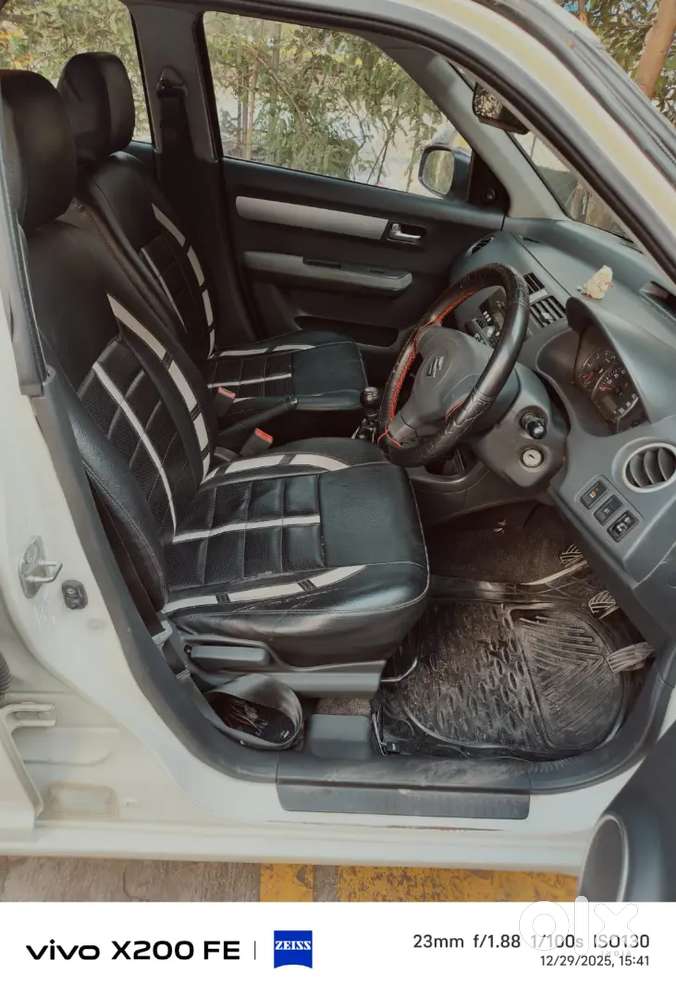 Maruti Swift Desire 2010