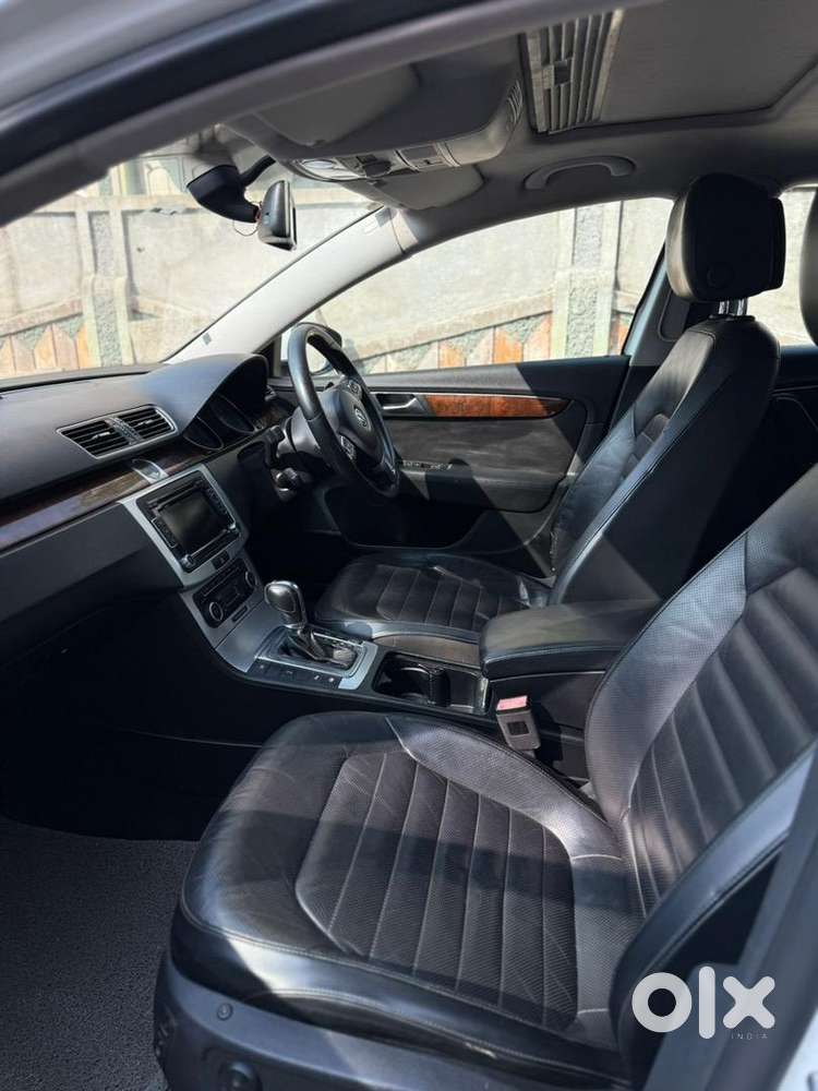 Volkswagen Passat 2011 Diesel 192000 Km Driven