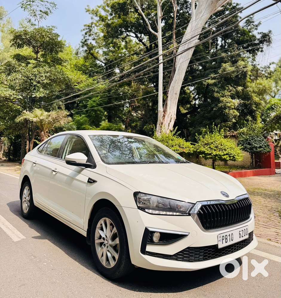 Skoda Slavia Ambition 1.0l Tsi Mt, 2023, Petrol