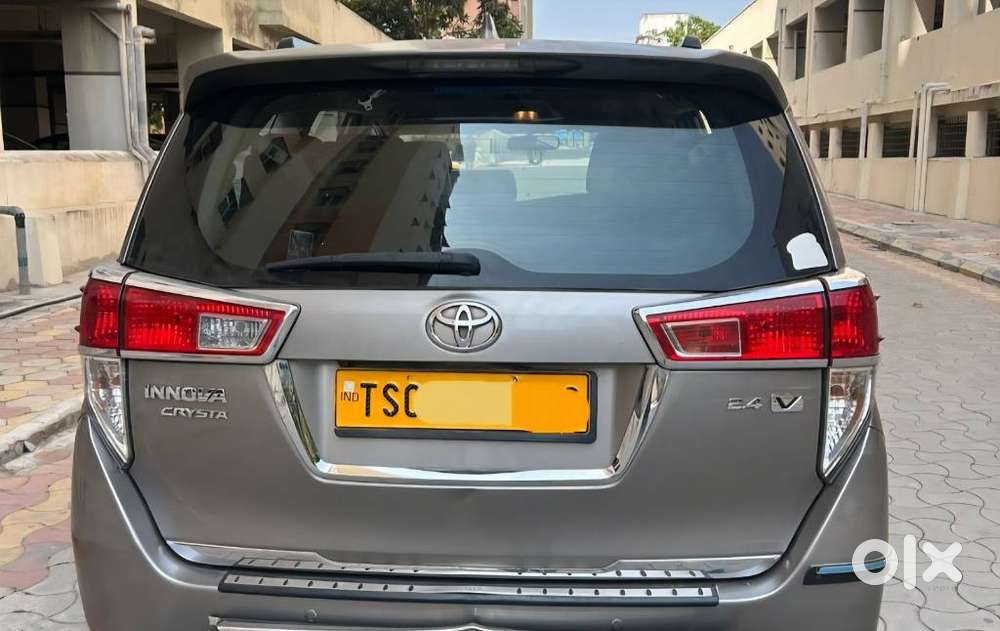 Toyota Innova Crysta 2.4 V 8 Str, 2019, Diesel