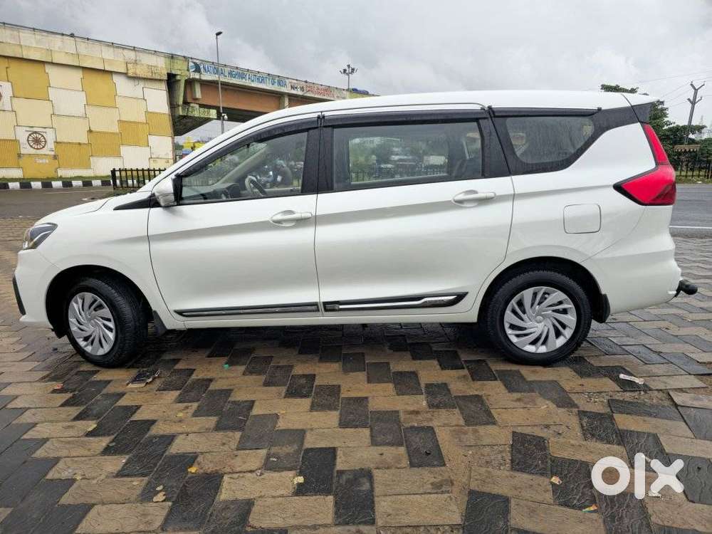 Maruti Suzuki Ertiga 1.4 Vxi Cng Anniversary Edition, 2026, Cng & Hy..