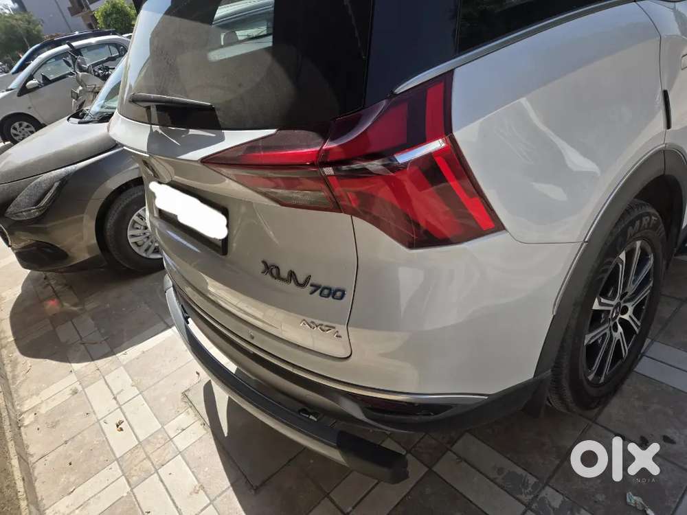 Xuv 700 White Automatic Top Model 7 Seater Luxuary Chandigarh Paid No