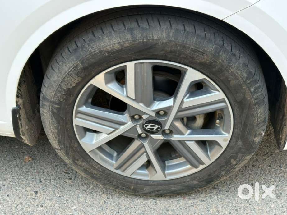Hyundai Verna 1.5 Sx Petrol Mt, 2025, Petrol