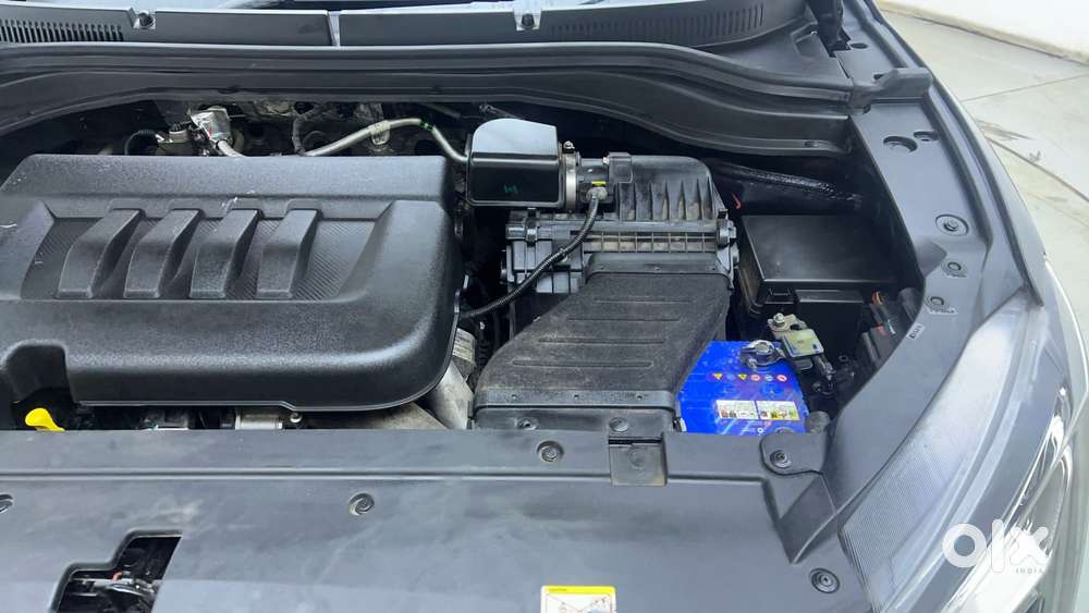 Mahindra Xuv700 2.2 Ax 7 Diesel At Str, 2023, Diesel