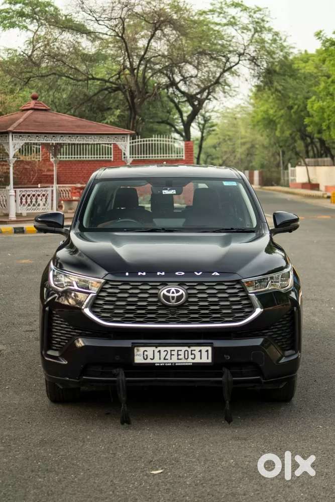 Toyota Innova Hycross 2.0 Vx Hybrid 7 Str, 2024, Petrol