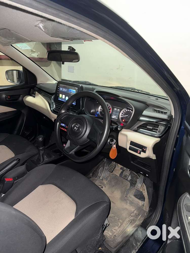 Toyota Glanza Petrol 25000 Km Driven