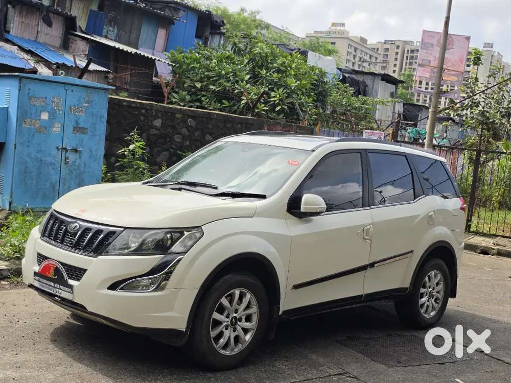 Mahindra Xuv500 W10 2015