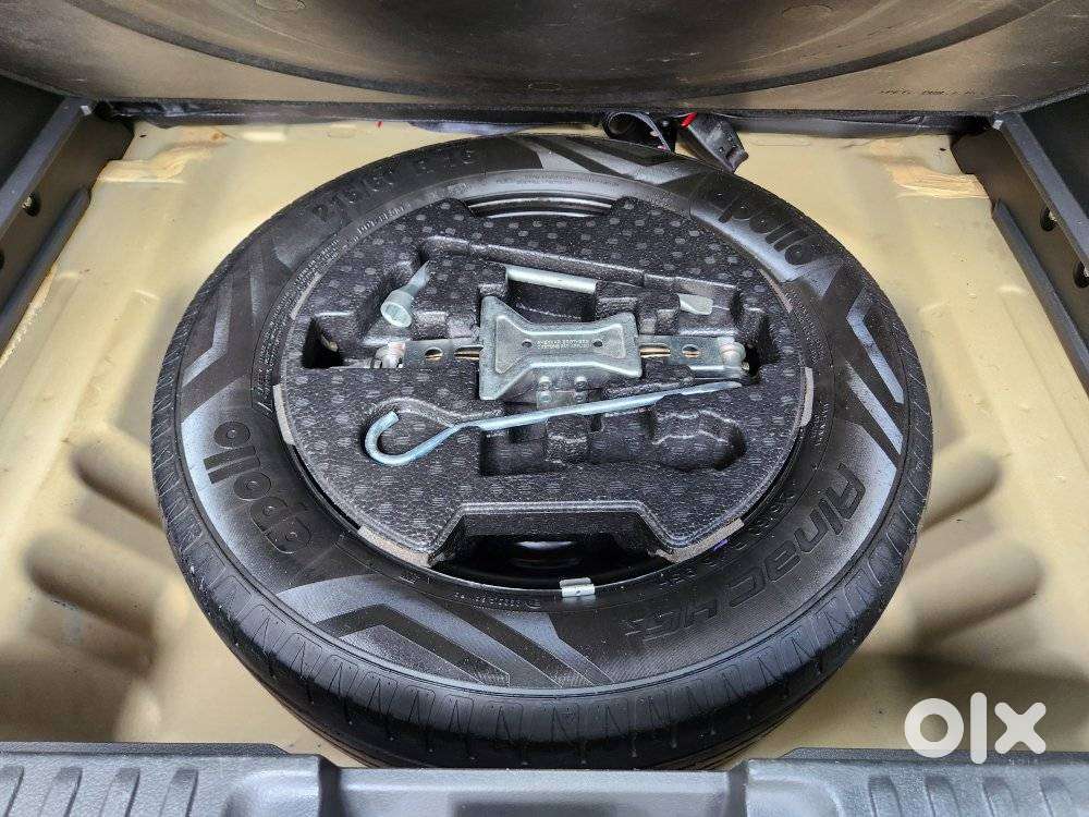 Maruti Suzuki Brezza Zdi+ Dual Tone, 2016, Diesel