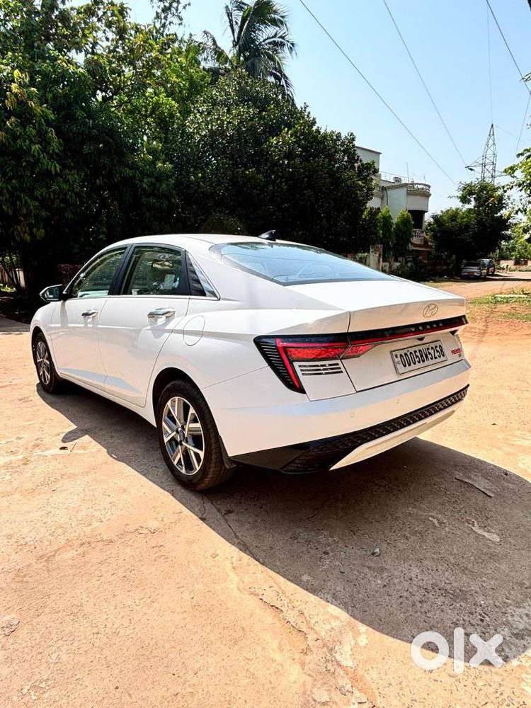 Hyundai New Verna Sx O 1.5 Turbo Gdi Mt, 2024, Petrol