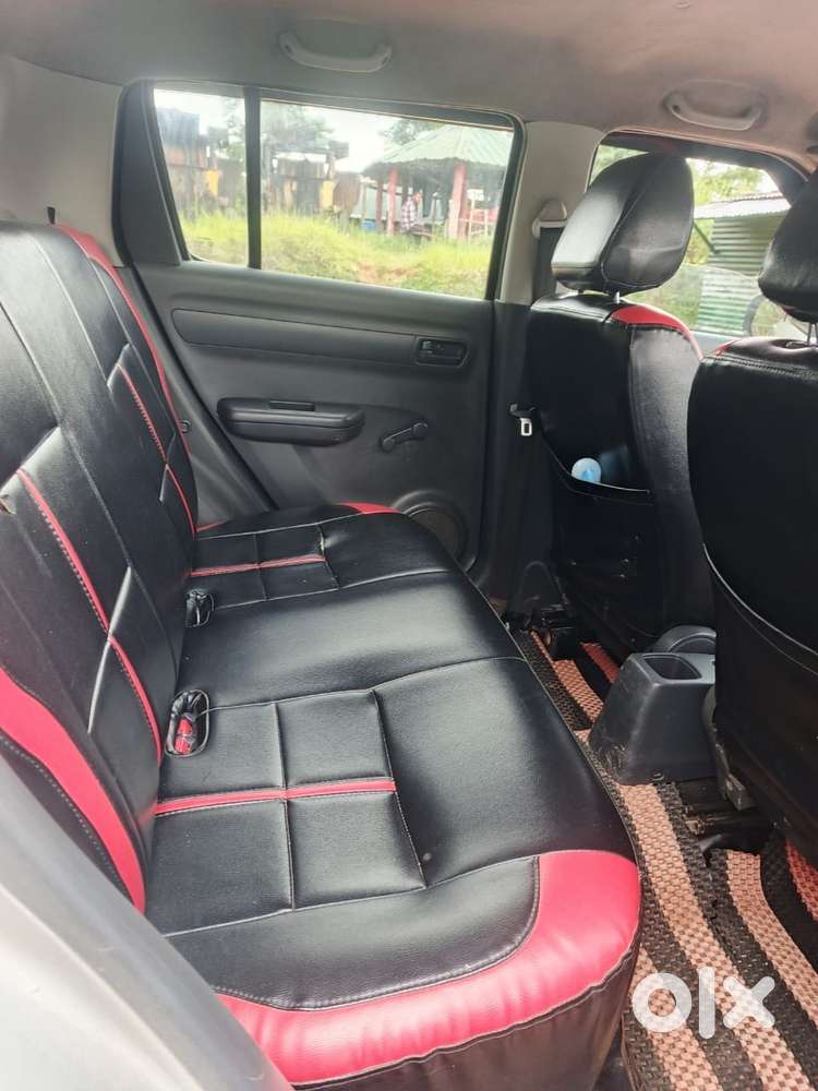 Maruti Suzuki Swift Lxi 2010