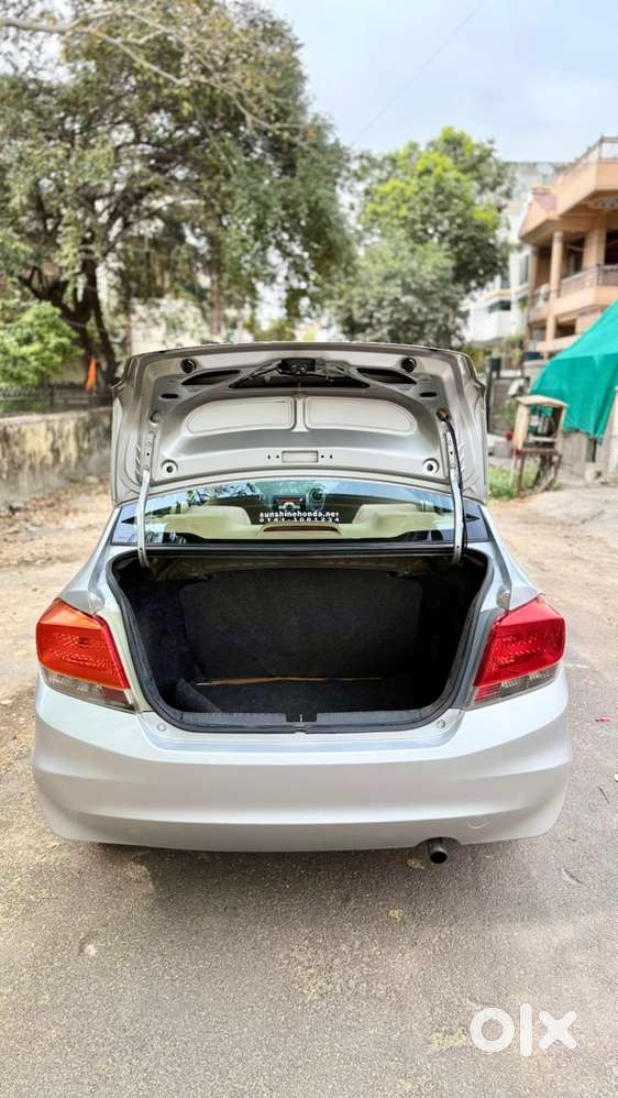 Honda Amaze 2015 Diesel Well Maintained